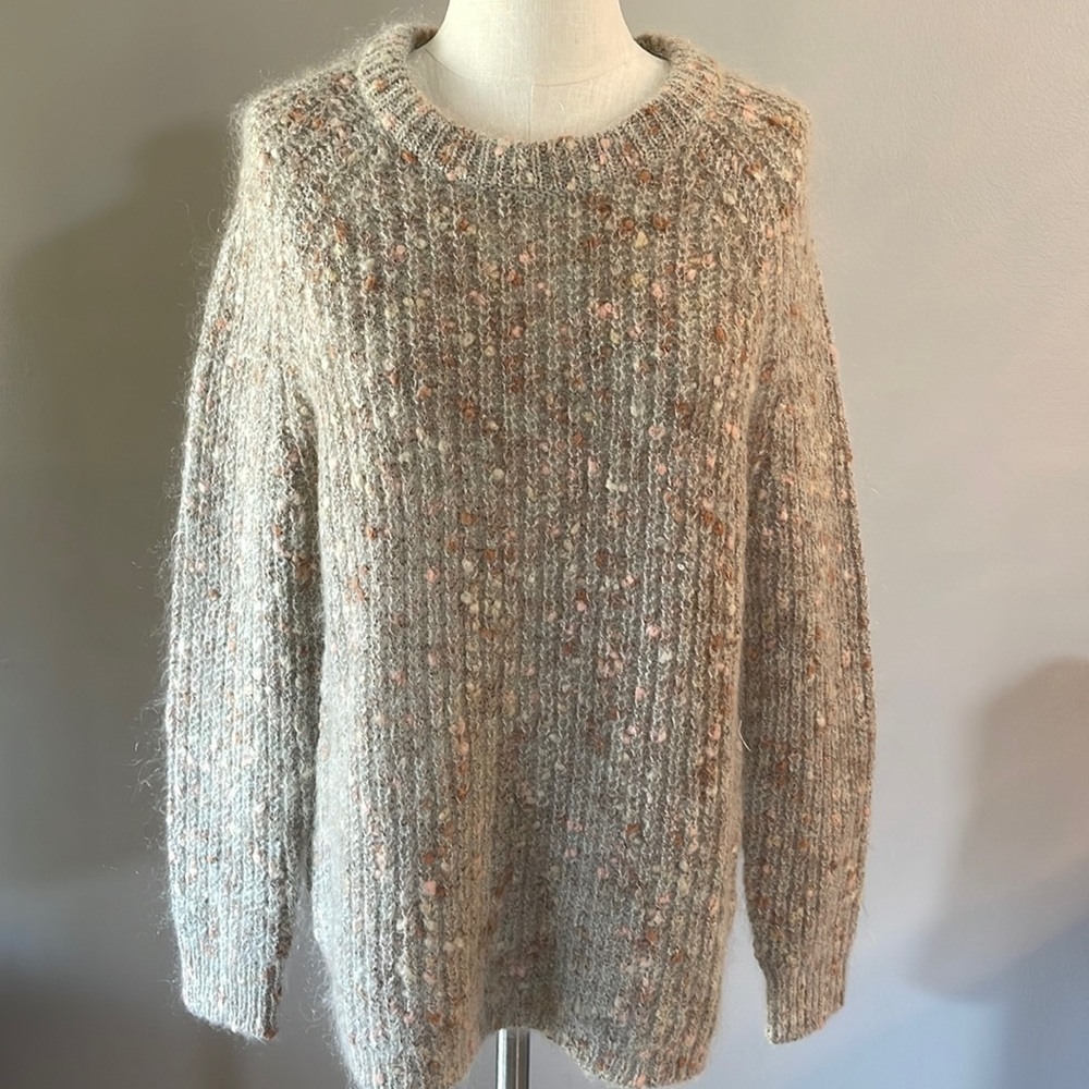 TopShop woman’s Angora blend Chunky knit crew neck sweaters knot accent sz 8